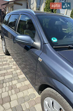 Универсал Opel Astra 2009 в 