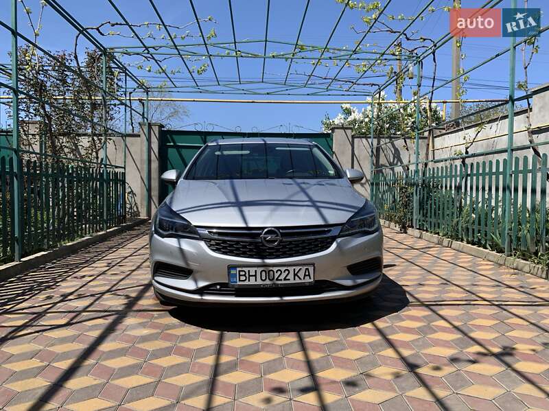 Opel Astra 2016