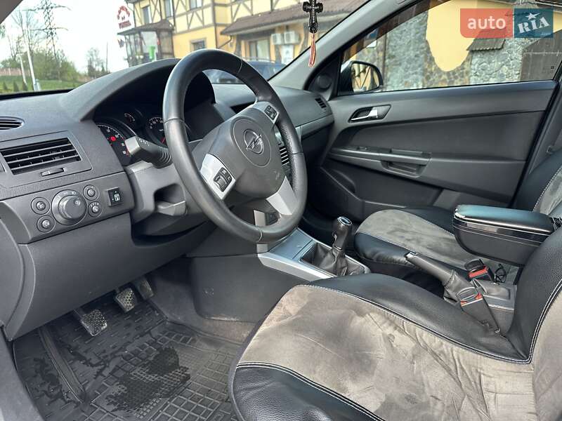 Хетчбек Opel Astra 2010 в Хмельницькому