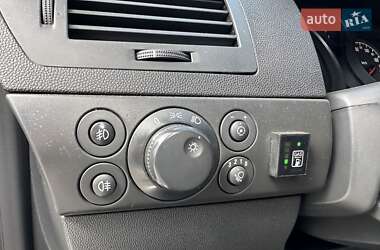 Хэтчбек Opel Astra 2010 в 