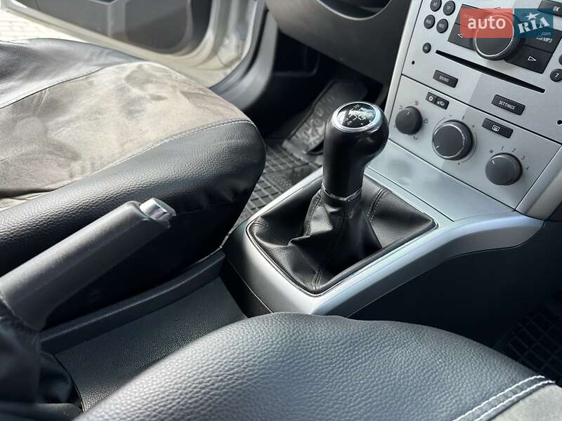 Хетчбек Opel Astra 2010 в Хмельницькому