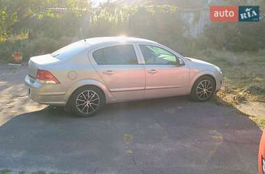 Седан Opel Astra 2008 в 
