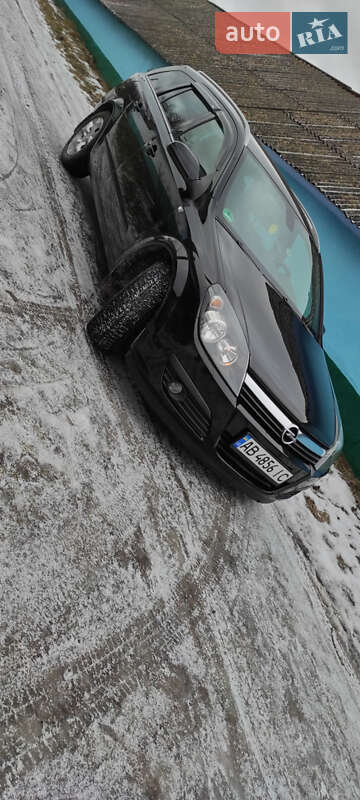 Универсал Opel Astra 2006 в Городковке