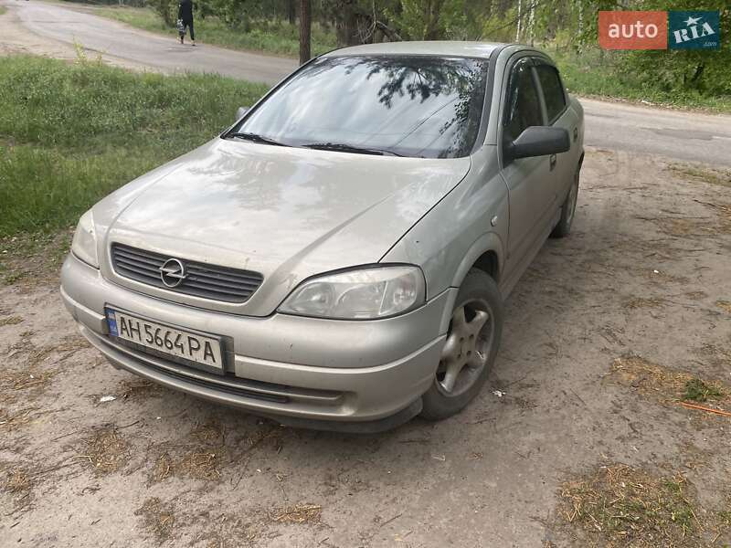 Opel Astra 2006
