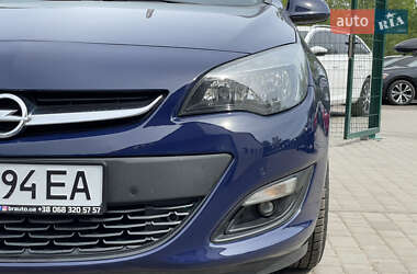 Универсал Opel Astra 2015 в 