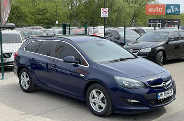 Универсал Opel Astra 2015 в 