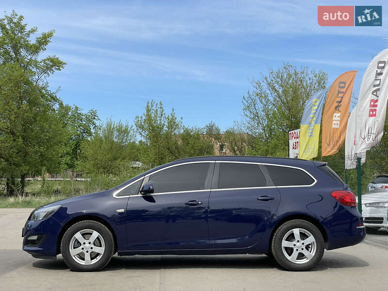 Универсал Opel Astra 2015 в Бердичеве