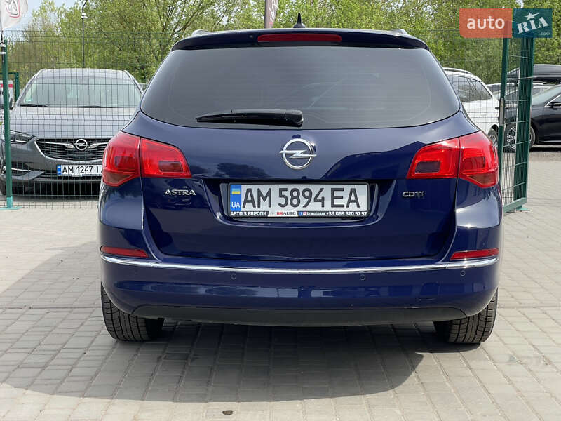 Универсал Opel Astra 2015 в Бердичеве