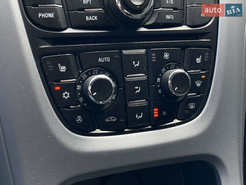 Универсал Opel Astra 2015 в Бердичеве