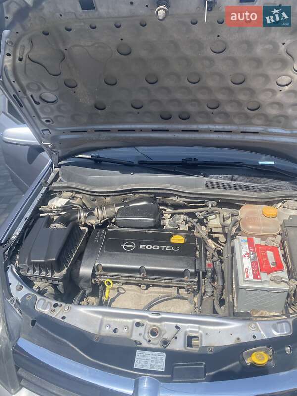 Хэтчбек Opel Astra 2006 в Хмельницком