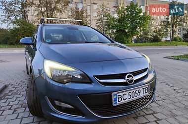 Универсал Opel Astra 2012 в Дрогобыче
