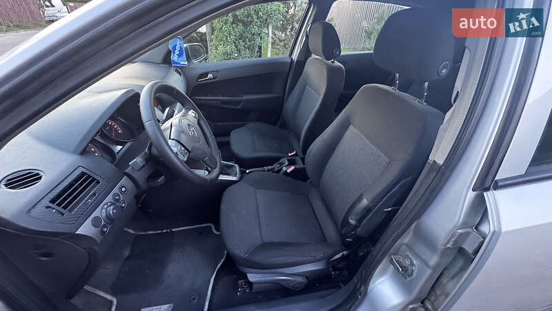 Хетчбек Opel Astra 2005 в Києві