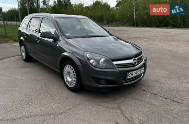 Opel Astra 2010 Opel Astra 2010