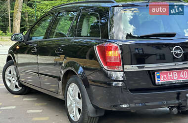 Універсал Opel Astra 2009 в 