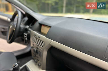 Універсал Opel Astra 2009 в 