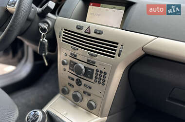 Універсал Opel Astra 2009 в 