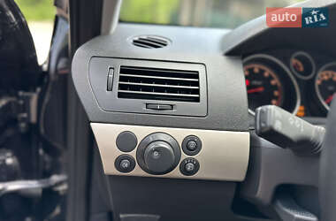Універсал Opel Astra 2009 в 