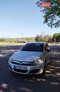 Хетчбек Opel Astra 2007 в 
