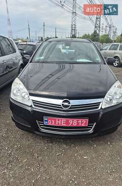 Універсал Opel Astra 2009 в Луцьку