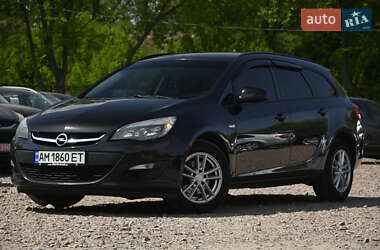 Універсал Opel Astra 2014 в 