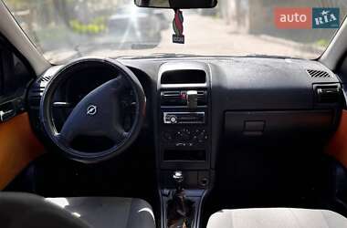 Седан Opel Astra 2008 в 