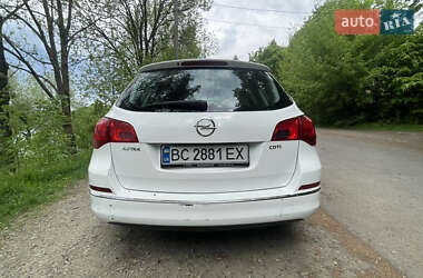 Універсал Opel Astra 2013 в 