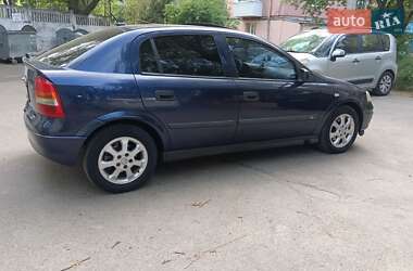 Хетчбек Opel Astra 2001 в Бару