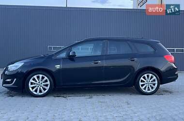 Универсал Opel Astra 2012 в 
