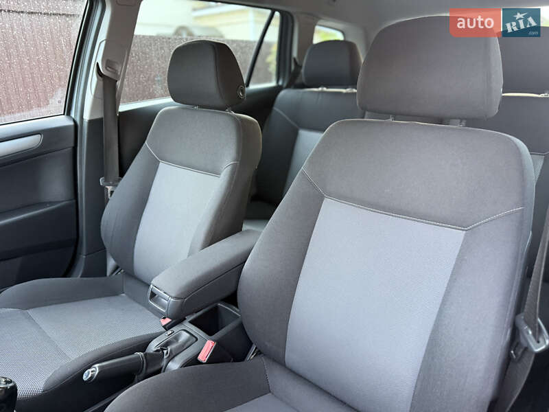 Универсал Opel Astra 2009 в Борисполе