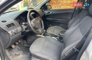 Універсал Opel Astra 2005 в 