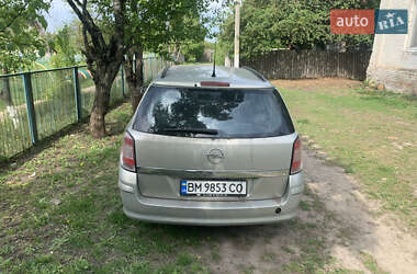 Opel Astra 2011 Opel Astra 2011
