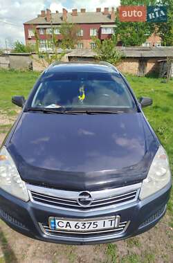 Универсал Opel Astra 2007 в 