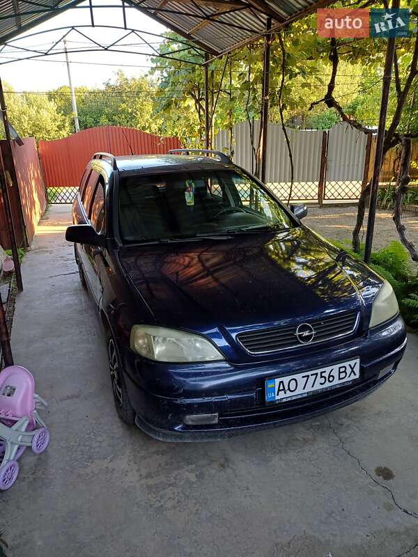 Универсал Opel Astra 2000 в 