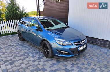 Универсал Opel Astra 2014 в Луцке