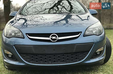 Универсал Opel Astra 2014 в 