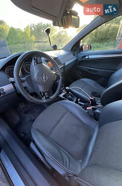 Універсал Opel Astra 2009 в 