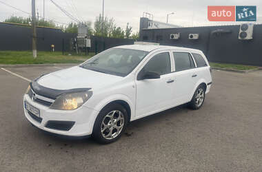 Универсал Opel Astra 2006 в Мироновке