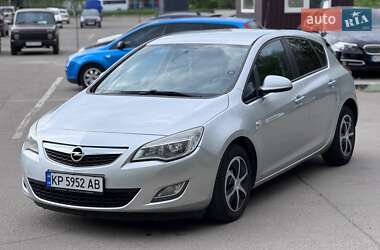 Хетчбек Opel Astra 2011 в Запоріжжі