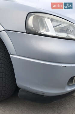 Седан Opel Astra 2004 в 