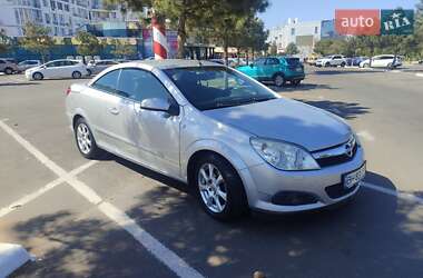 Кабриолет Opel Astra 2007 в 