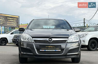 Хэтчбек Opel Astra 2009 в 