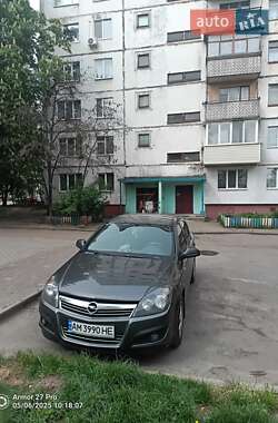 Opel Astra 2010