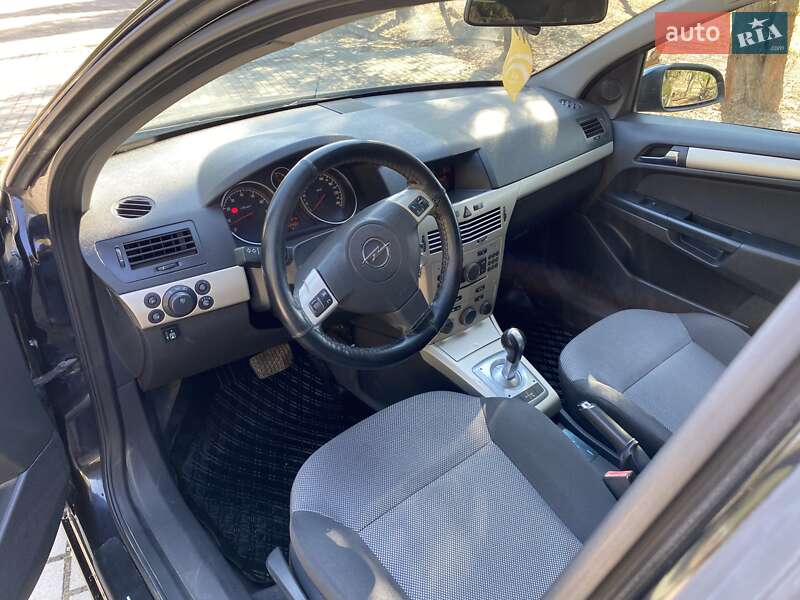 Універсал Opel Astra 2009 в Рожнятові
