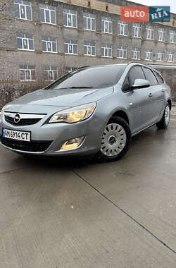 Opel Astra 2011 Opel Astra 2011