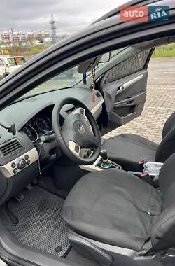 Универсал Opel Astra 2007 в 