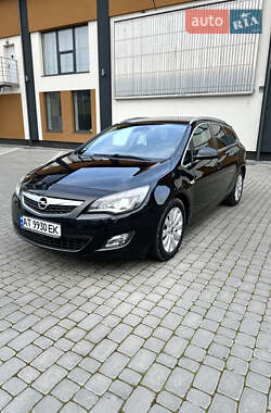 Универсал Opel Astra 2011 в Коломые