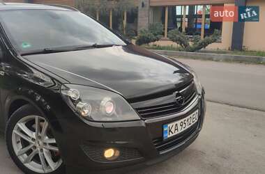 Универсал Opel Astra 2007 в 
