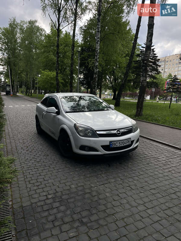 Opel Astra 2010