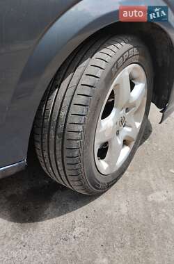 Универсал Opel Astra 2007 в 
