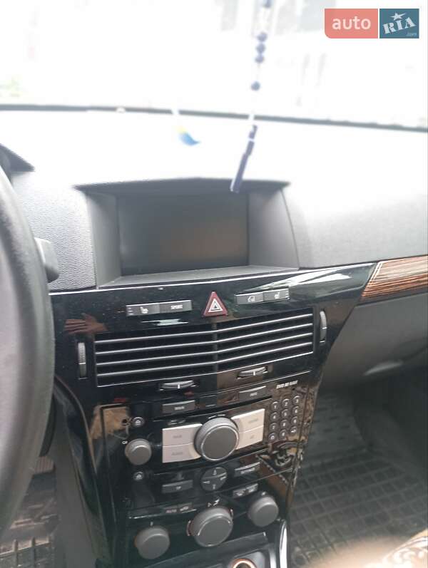 Универсал Opel Astra 2008 в Перемышлянах